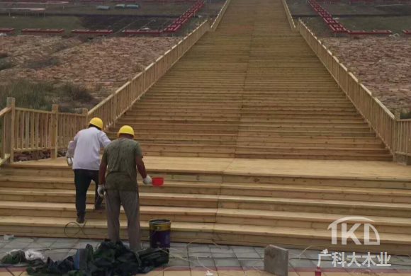 北京户外木地板施工